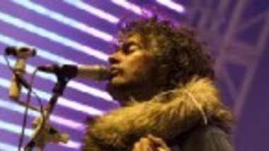 Flaming Lips : I Found A Star On The Ground