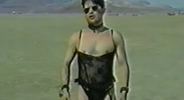 Un reportage de 1997 montre que Burning Man était encore à l'époque un repaire de freaks et de weirdos