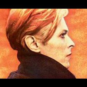 Ce remix ambient des onze morceaux de Low de David Bowie en même temps sonne exactement comme l'idée qu'on se fait du bruit d'une étoile en train de mourir