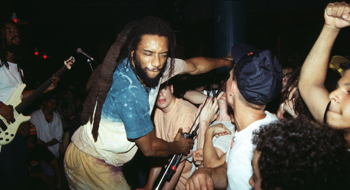 Une biographie du frontman de Bad Brains revient sur son parcours chaotique, entre CBGB et rastafarisme