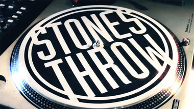 Stones Throw a 20 ans, on écoute le mix réalisé par le patron du label Peanut Butter Wolf pour l'occasion