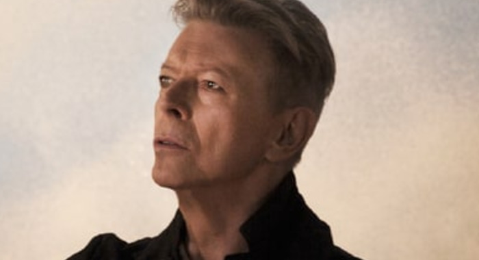Si le clip posthume de No Plan de David Bowie ne sert objectivement pas à grand chose, ne comptez tout de même pas sur nous pour le descendre
