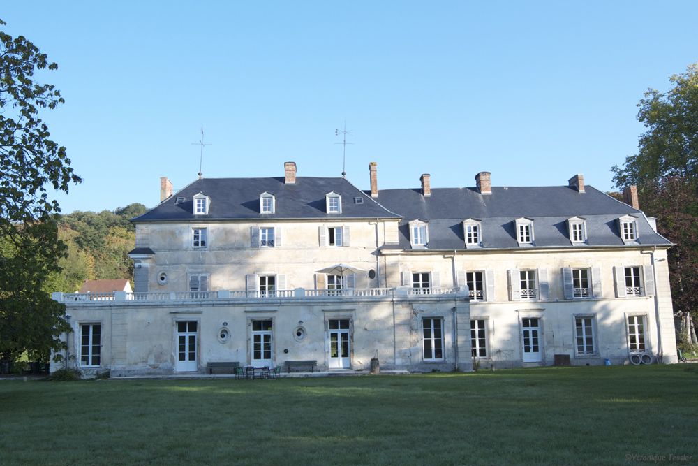 Lizières - Façade du château
