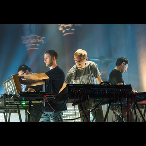 SEQUENCES : le supergroupe techno Möd4rn en live sous la nef d'une église